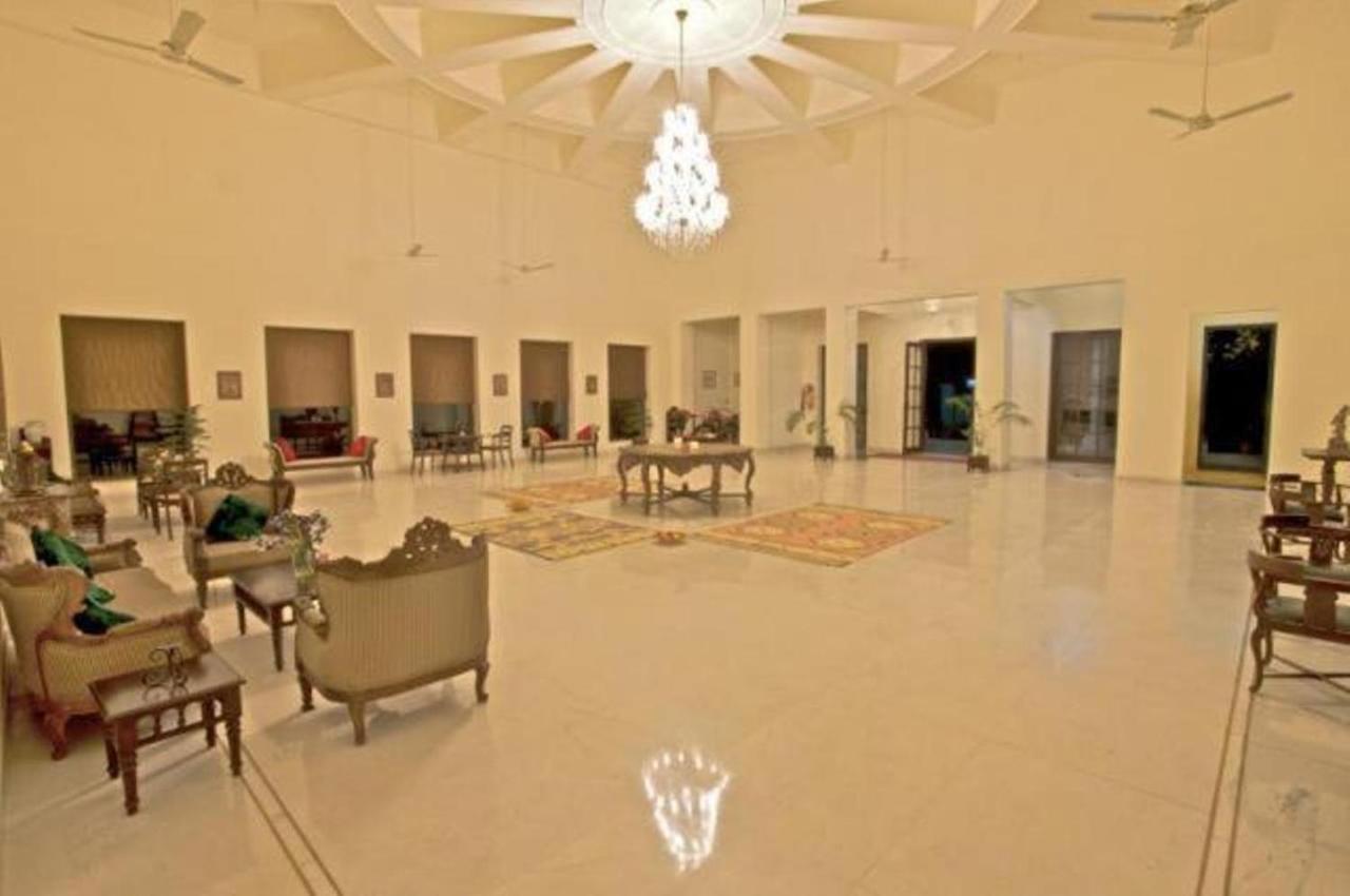 The Hadoti Palace, Būndi Exterior foto